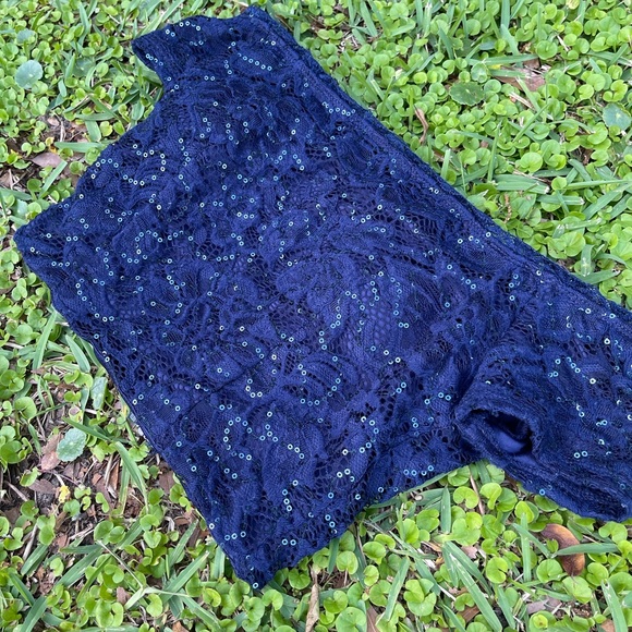 90s off-the-shoulder top - Picture 2 of 3